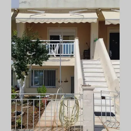 The House Chalkidiki Дом отдыха *
